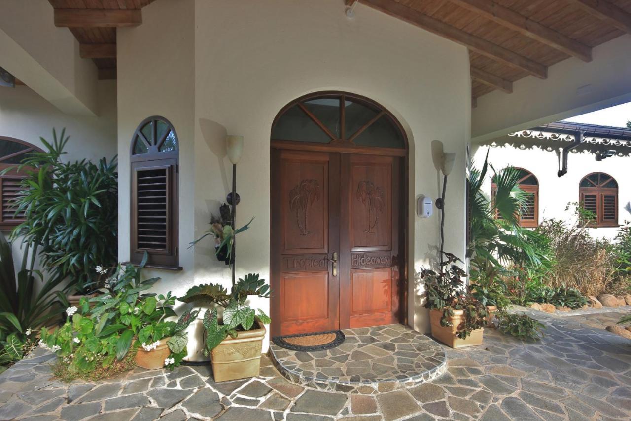 Отель Tropical Hideaway Port Elizabeth Экстерьер фото